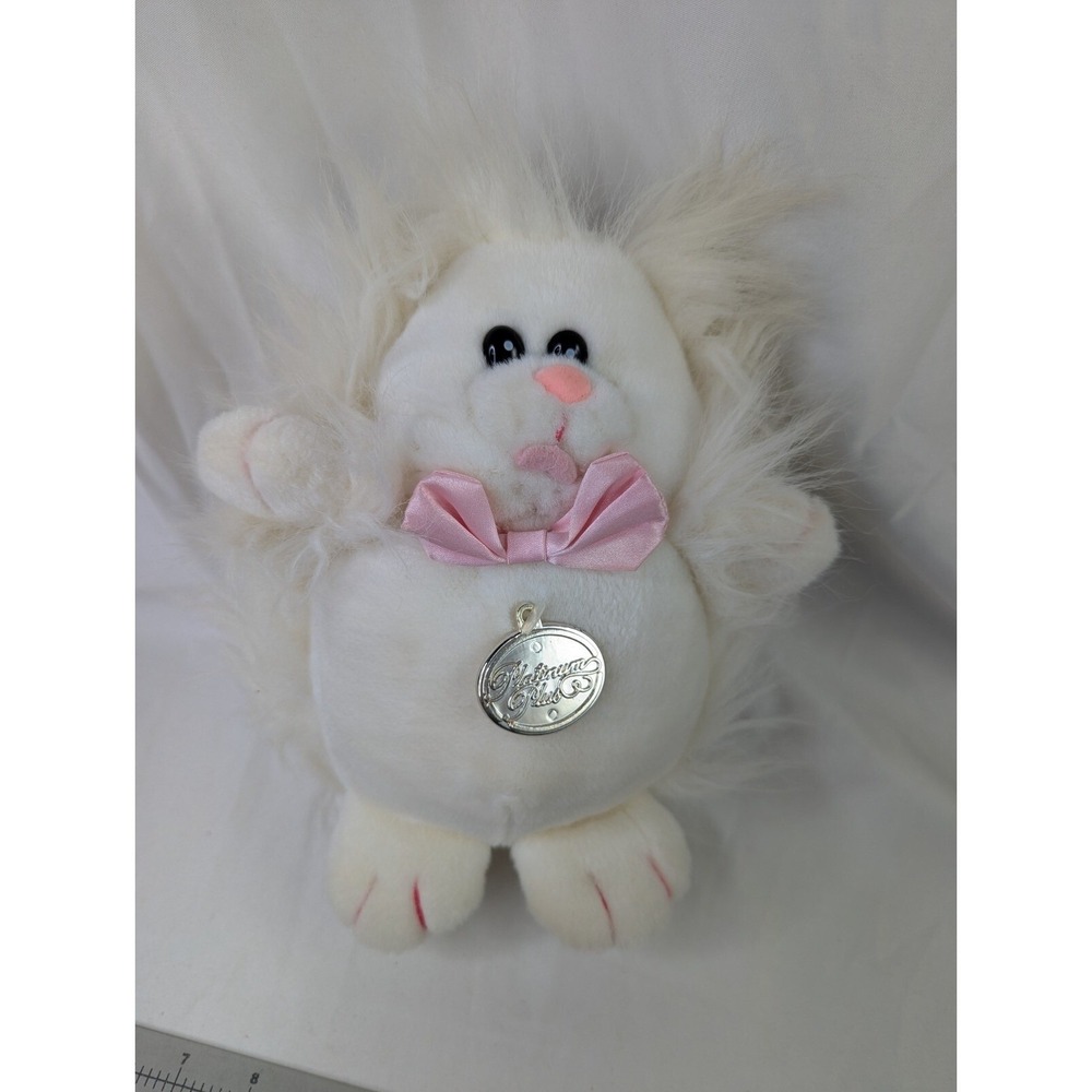 Dandee International White Fluffy Plush 9 Inch Stuffed Animal Toy